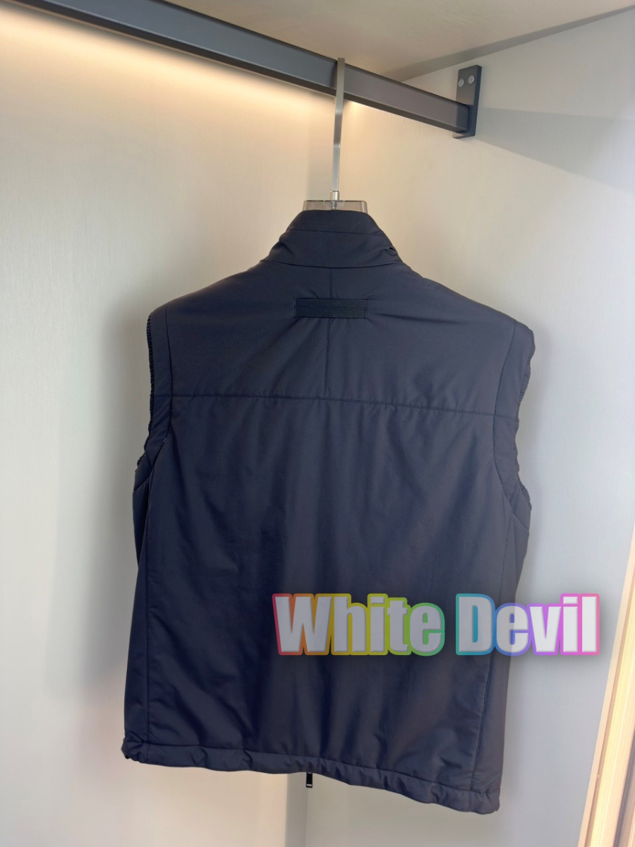 하얀악마 제냐 조끼 (8).jpg