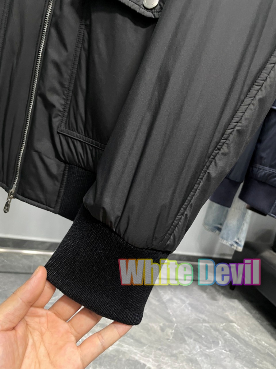 하얀악마 쿠치넬리 점퍼 (16).jpg