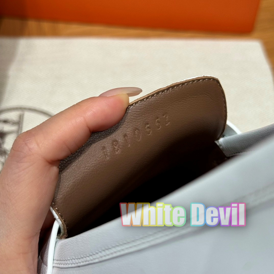 하얀악마 에르 로얄 (11).jpg