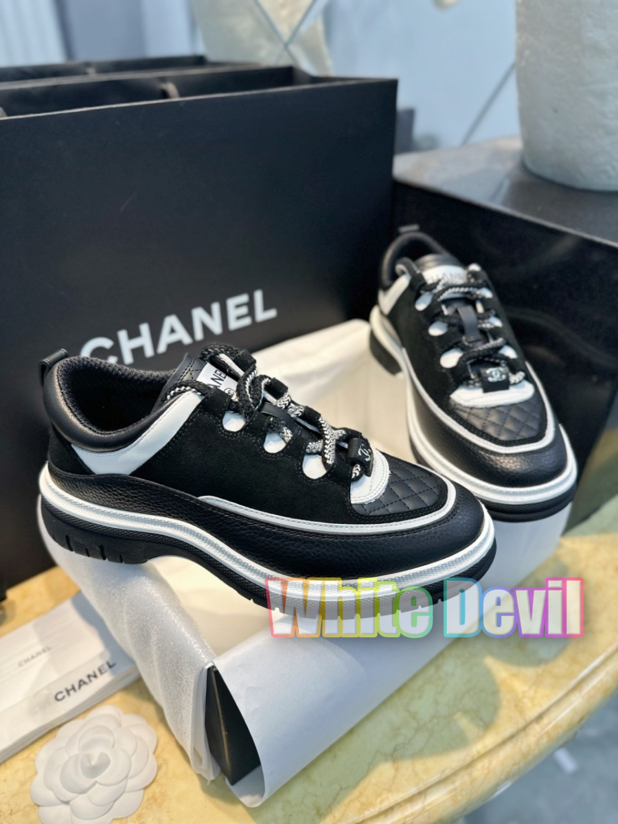 하얀악마 샤넬 스니커즈 (1).jpg