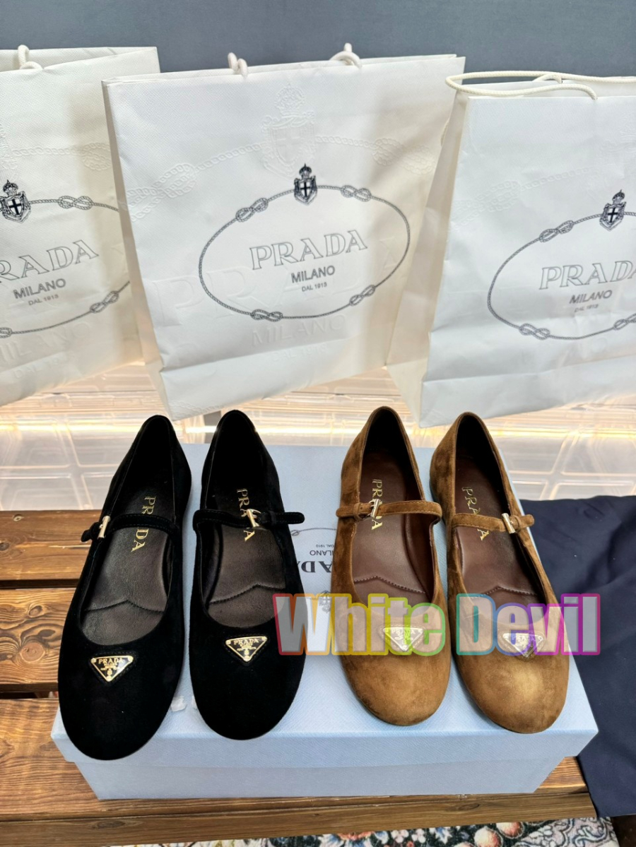 하얀악마 프라다 플랫 (1).jpg