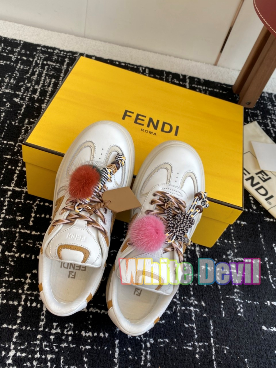 하얀악마 펜디 운동화 (8).jpg