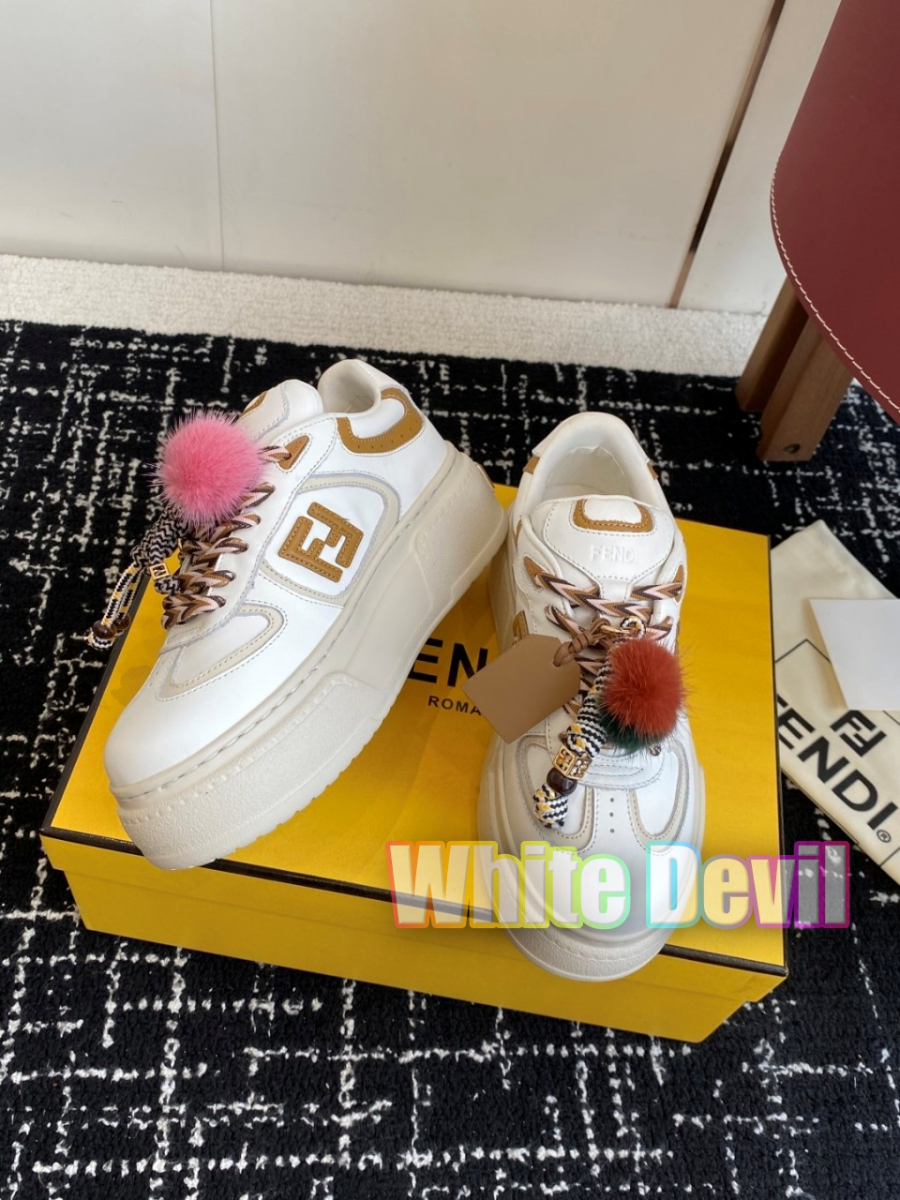 하얀악마 펜디 운동화 (9).jpg