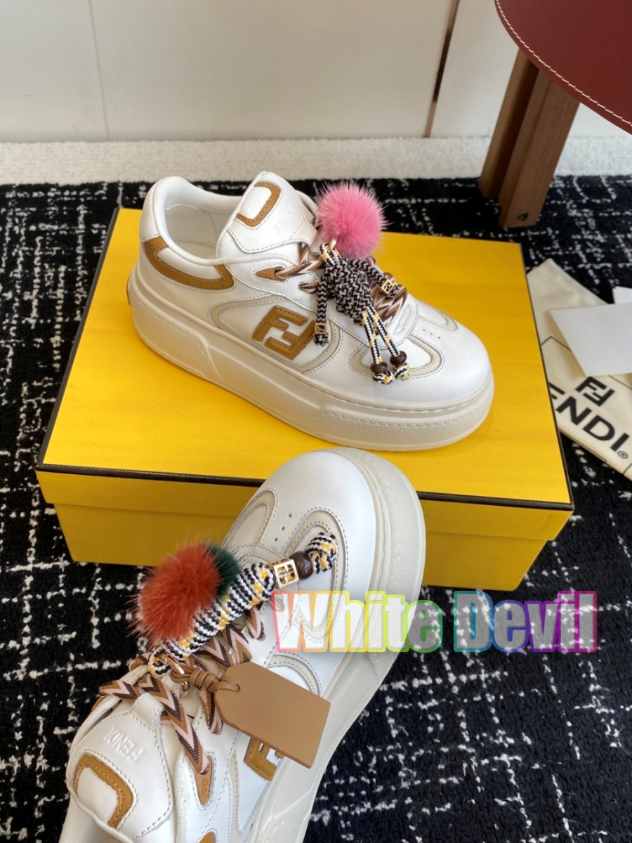 하얀악마 펜디 운동화 (10).jpg