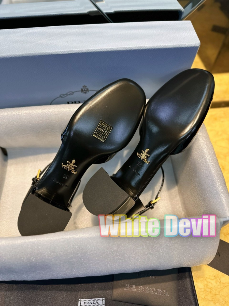 하얀악마 프라다 슬링백 (11).jpg
