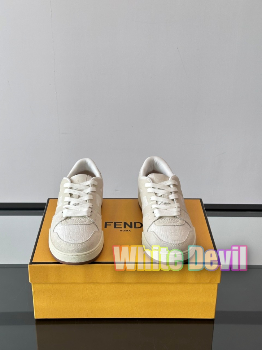 하얀악마 펜디 운동화 (4).jpg