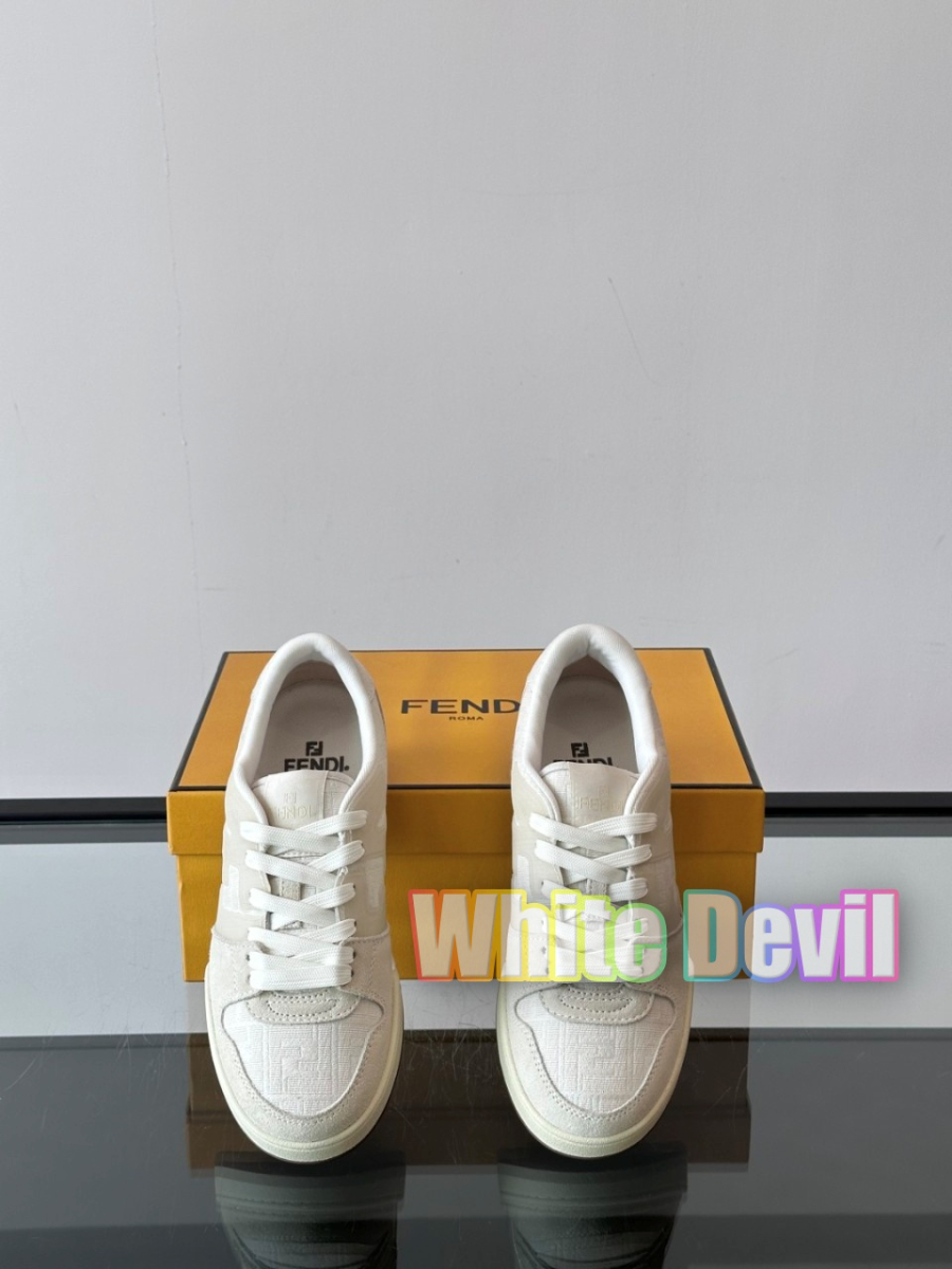 하얀악마 펜디 운동화 (7).jpg