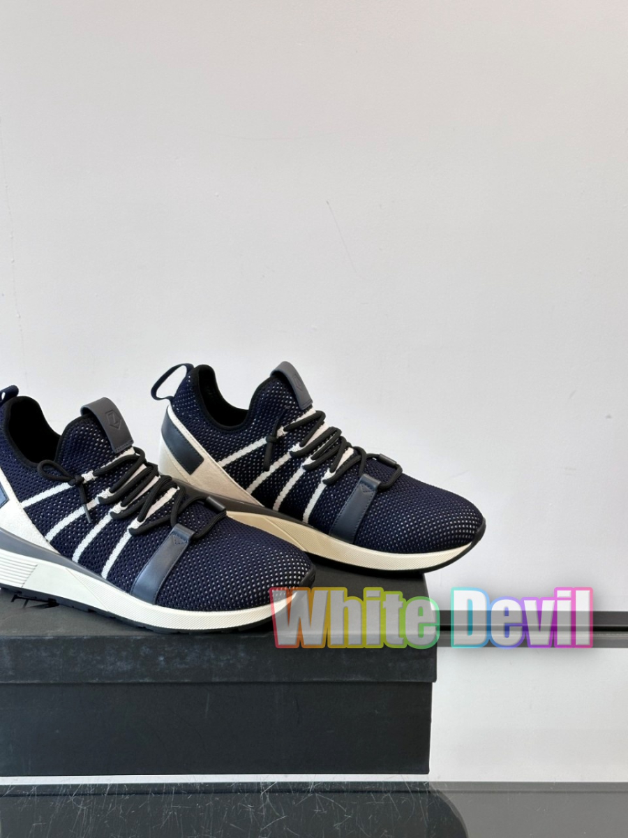 하얀악마 제냐 운동화 (10).jpg