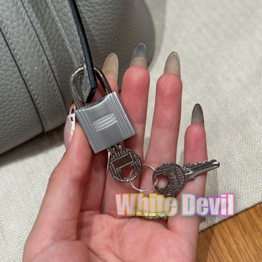 하얀악마 에르 피코탄 (8).jpg