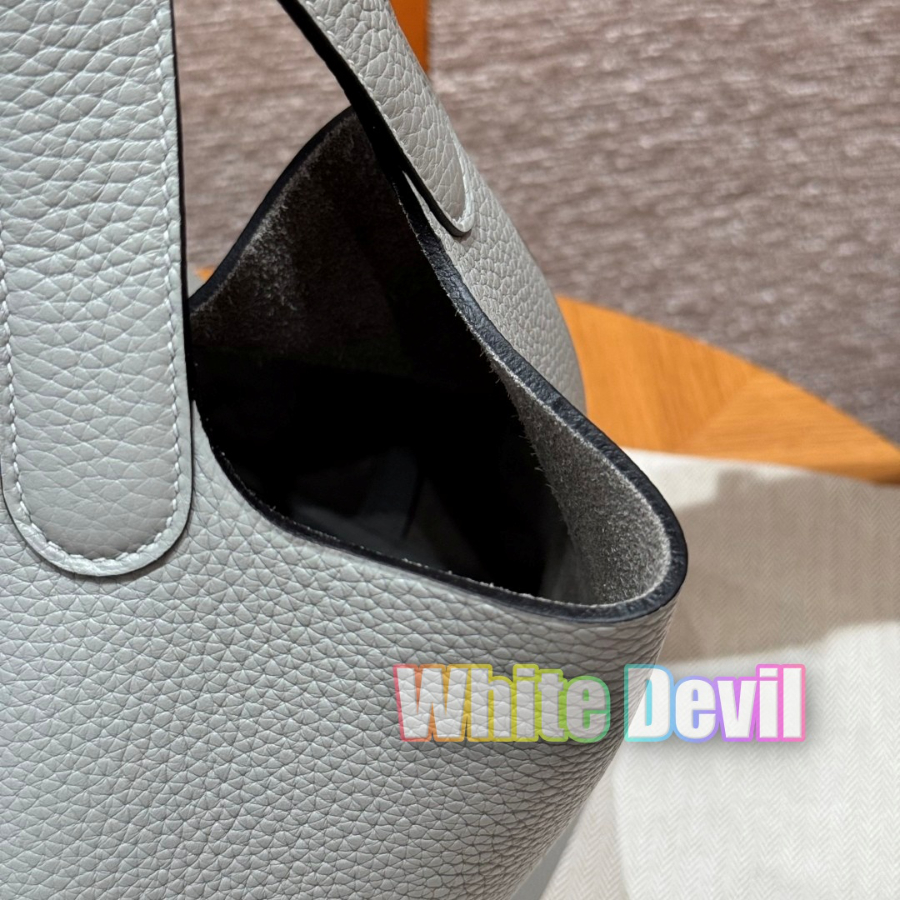 하얀악마 에르 피코탄 (10).jpg