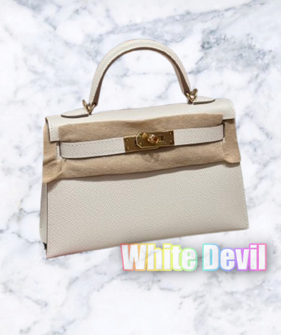 하얀악마 에르 미니켈리 (15).jpg