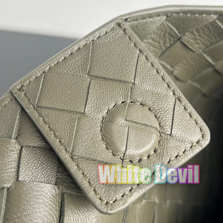 하얀악마 보테가 파라슈트 (9).jpg