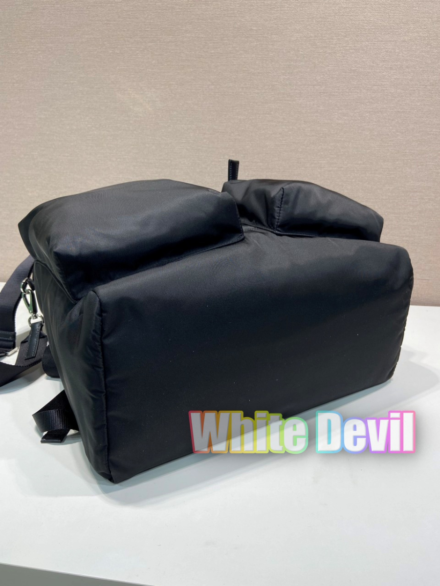 하얀악마 프라다 백팩 (8).jpg