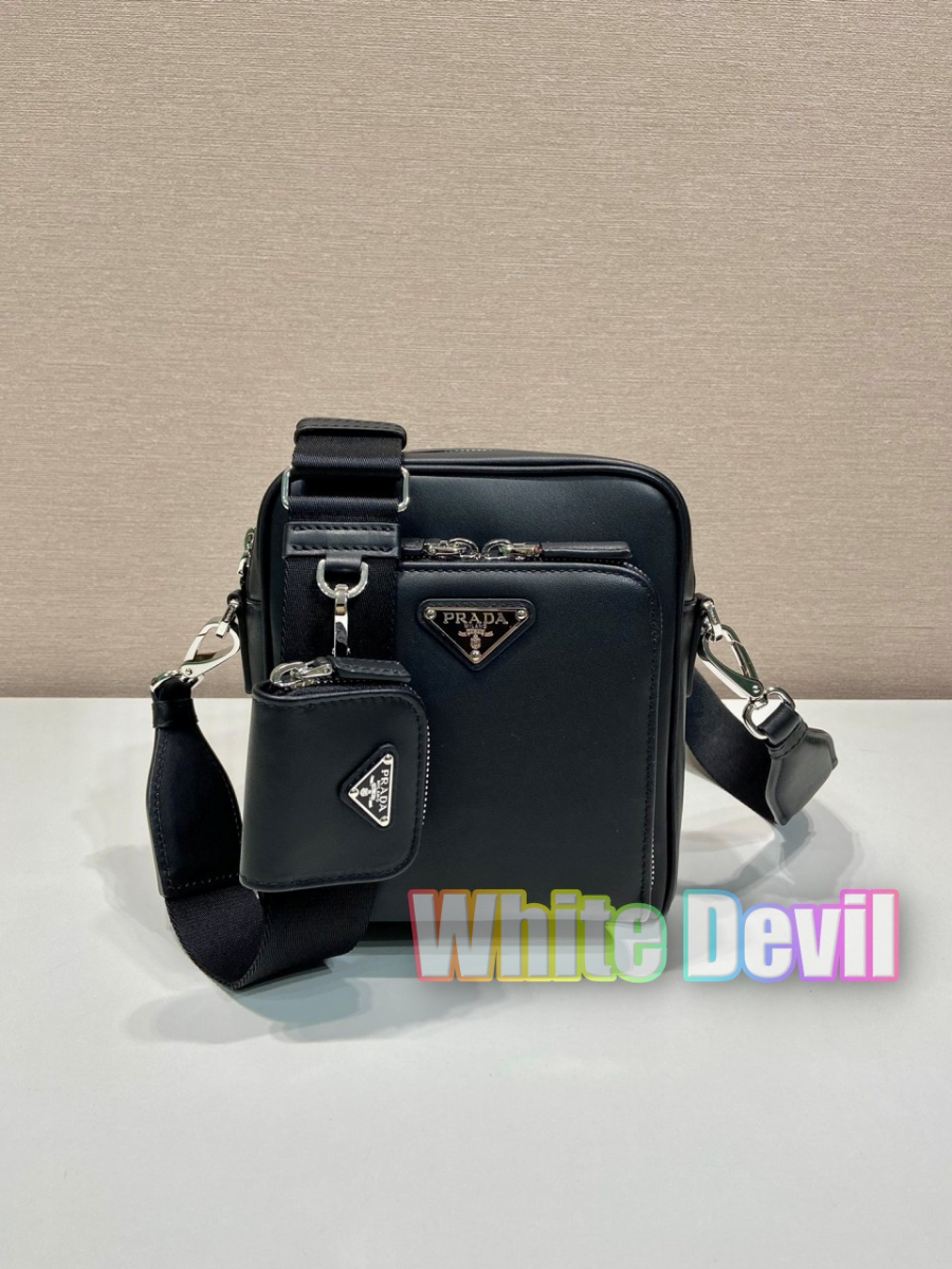하얀악마 프라다 크로스백 (2).jpg