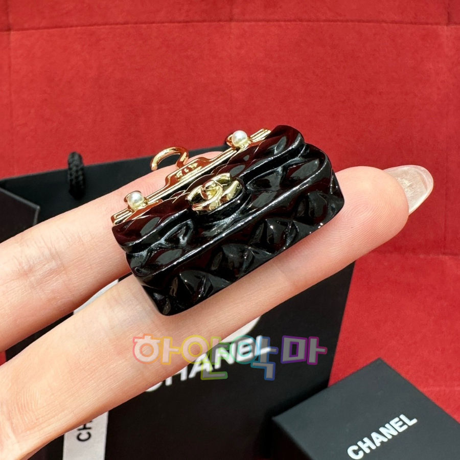 하얀악마 샤넬 브로치 (6).jpg