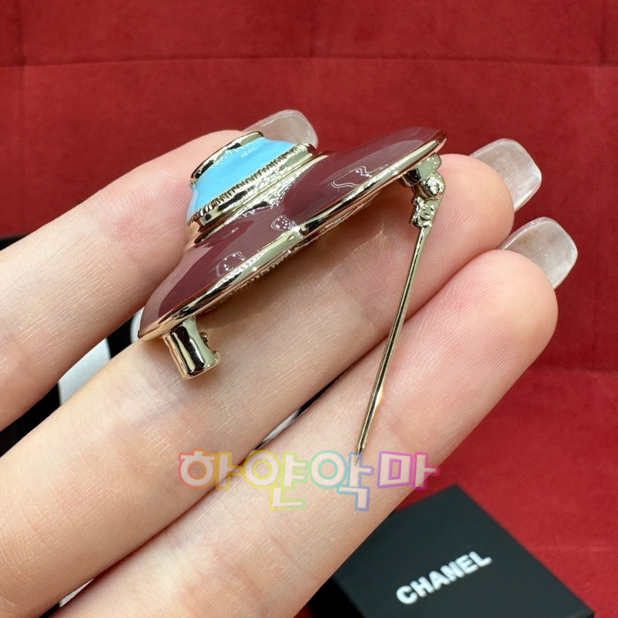 하얀악마 샤넬 브로치 (5).jpg