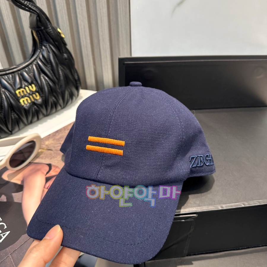 하얀악마 제냐 모자 (3).jpg