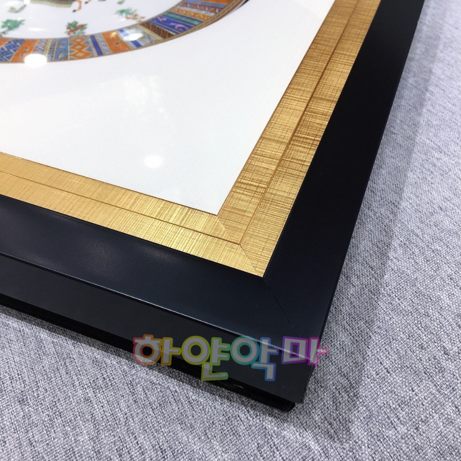 하얀악마 에르 액자 (8).jpg