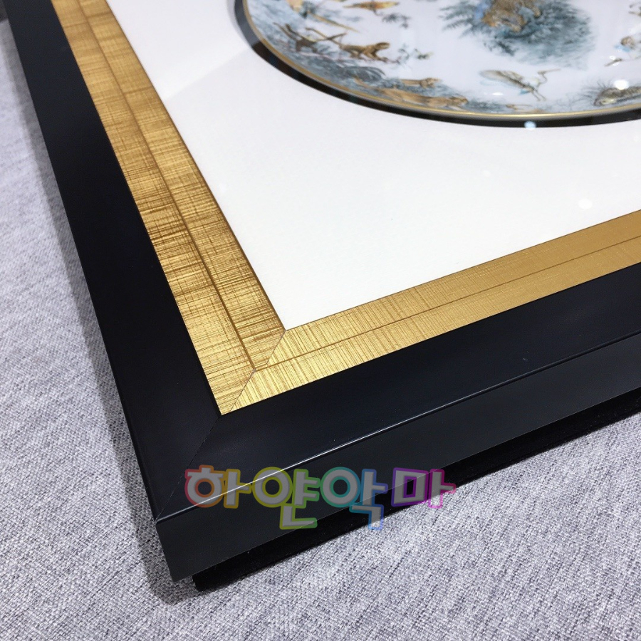 하얀악마 에르 액자 (8).jpg