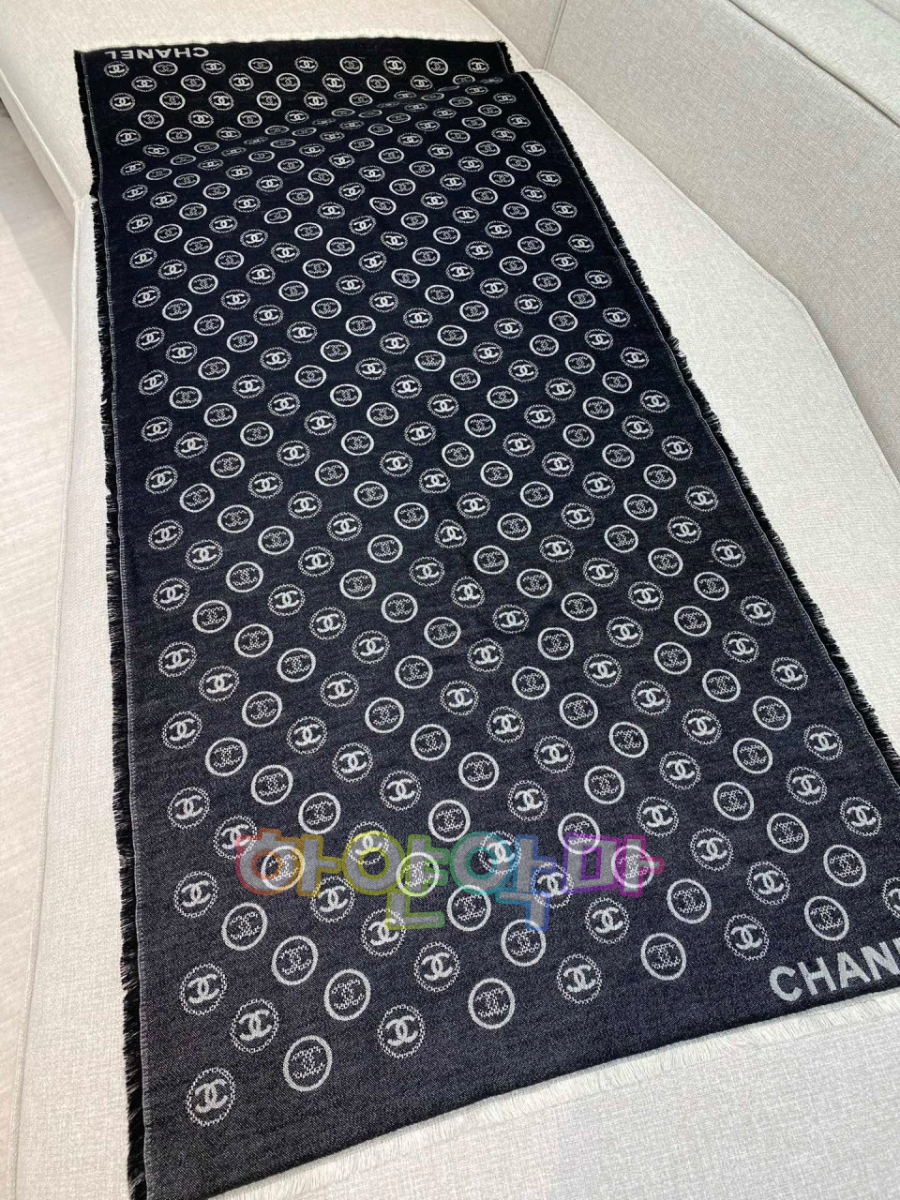 하얀악마 샤넬 스카프 (8).jpg