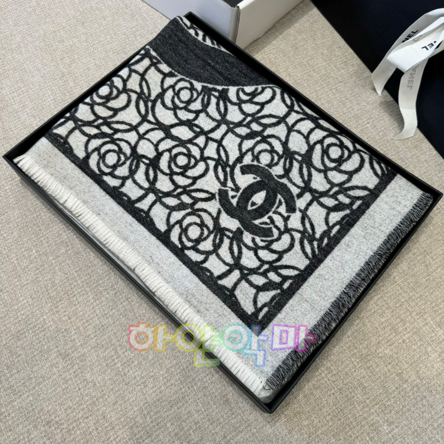 하얀악마 샤넬 머플러 (4).jpg