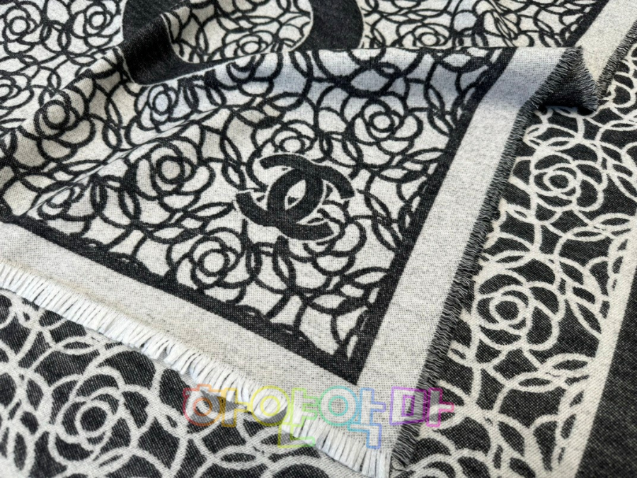 하얀악마 샤넬 머플러 (8).jpg