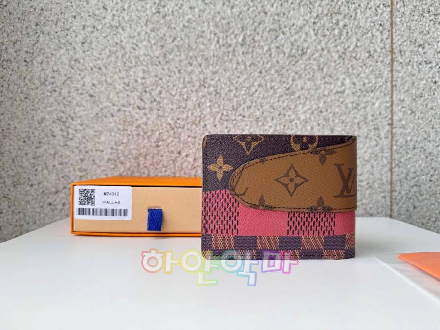 하얀악마 루이 지갑 (1).jpg