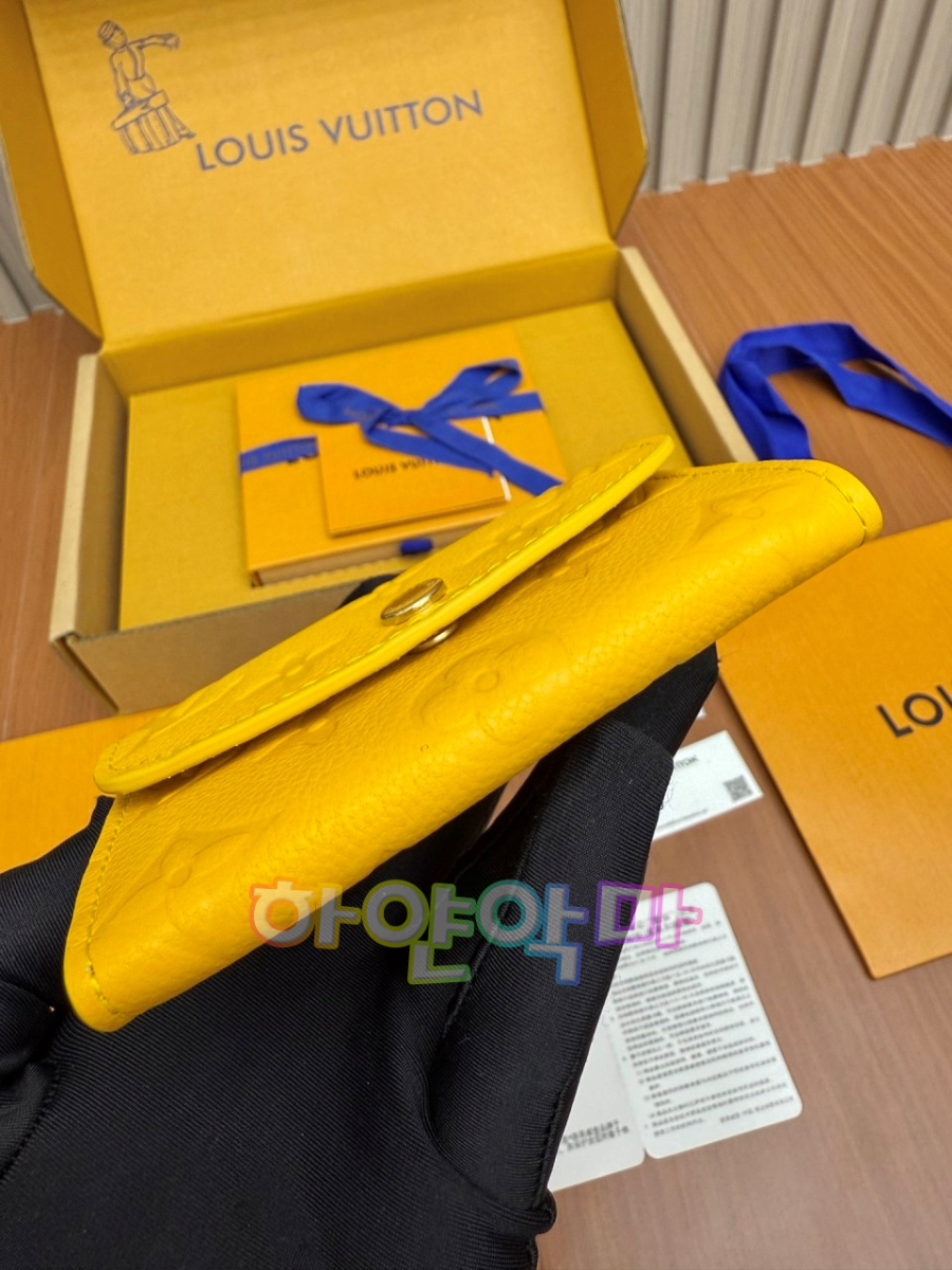 하얀악마 루이 지갑 (9).jpg