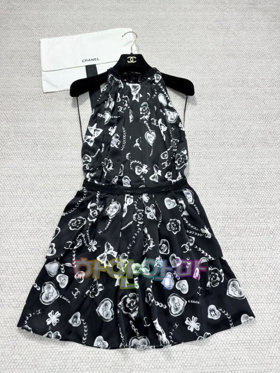 하얀악마 샤넬 원피스 (4).jpg