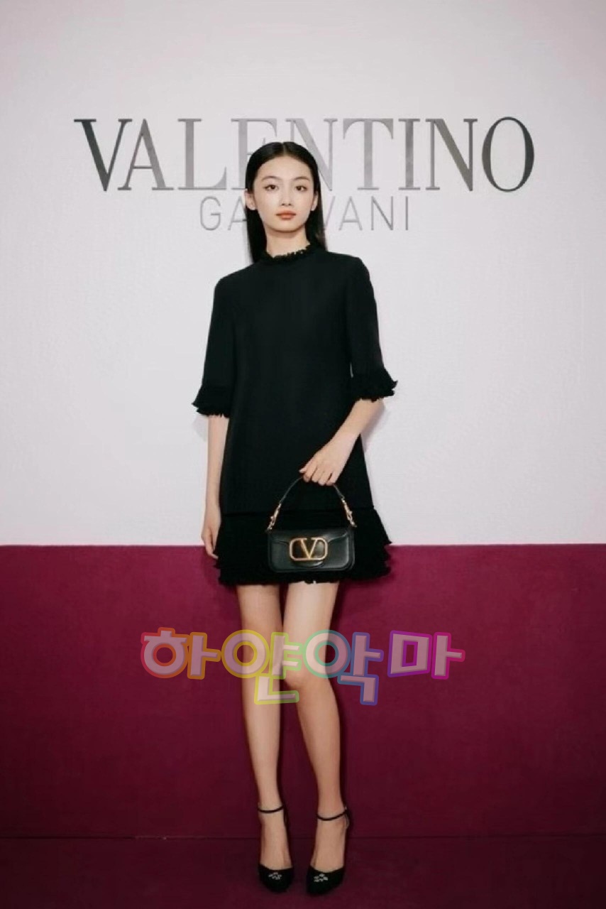 하얀악마 발렌티노 원피스 (1).jpg