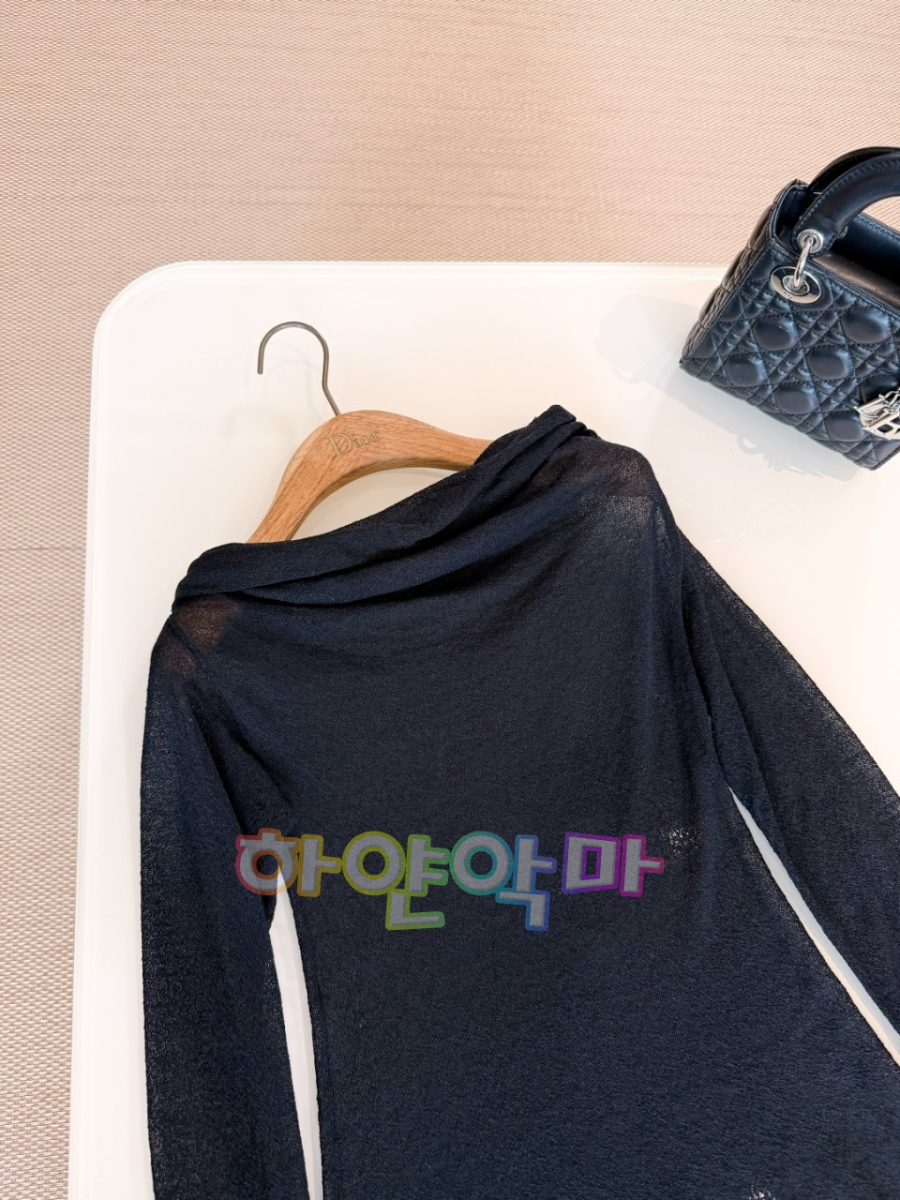 하얀악마 디올 니트 (17).jpg