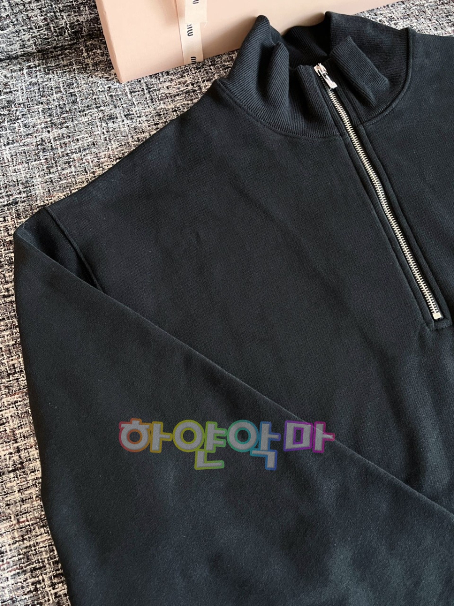 하얀악마 미우 반집업 (16).jpg