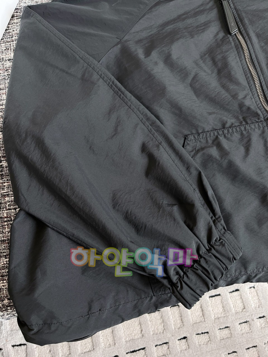 하얀악마 로에베 자켓 (17).jpg