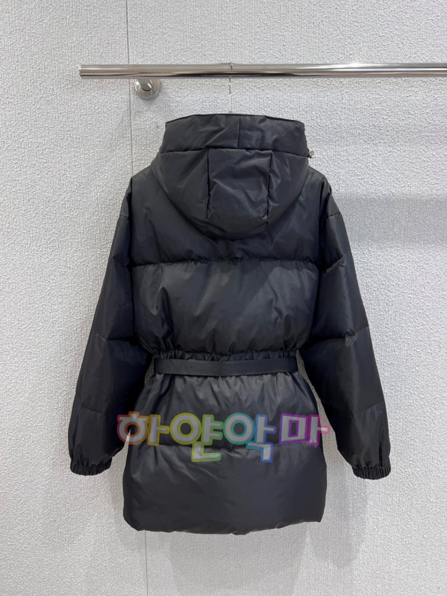 하얀악마 프라다 패딩 (6).jpg