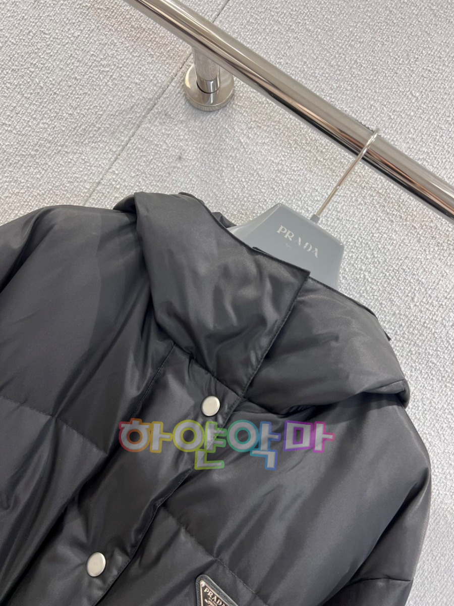 하얀악마 프라다 패딩 (7).jpg