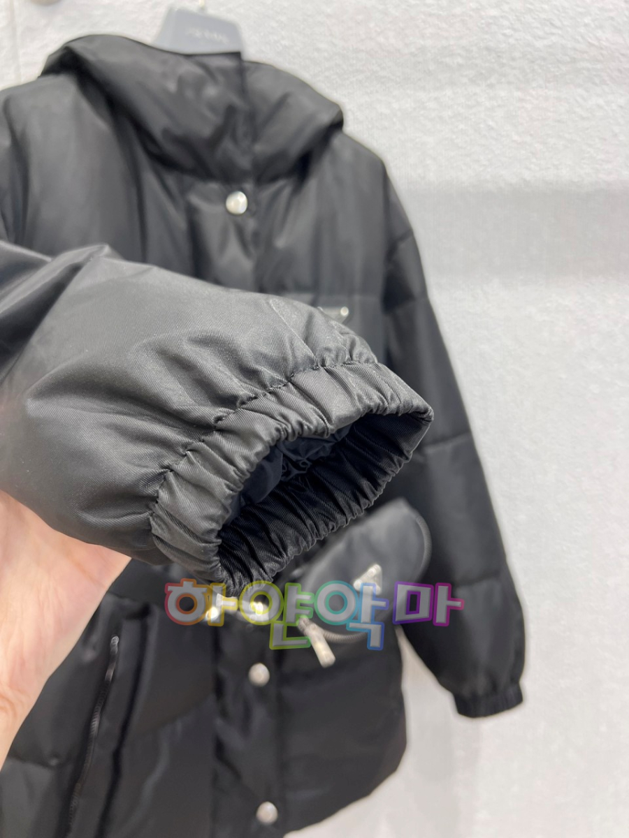 하얀악마 프라다 패딩 (11).jpg