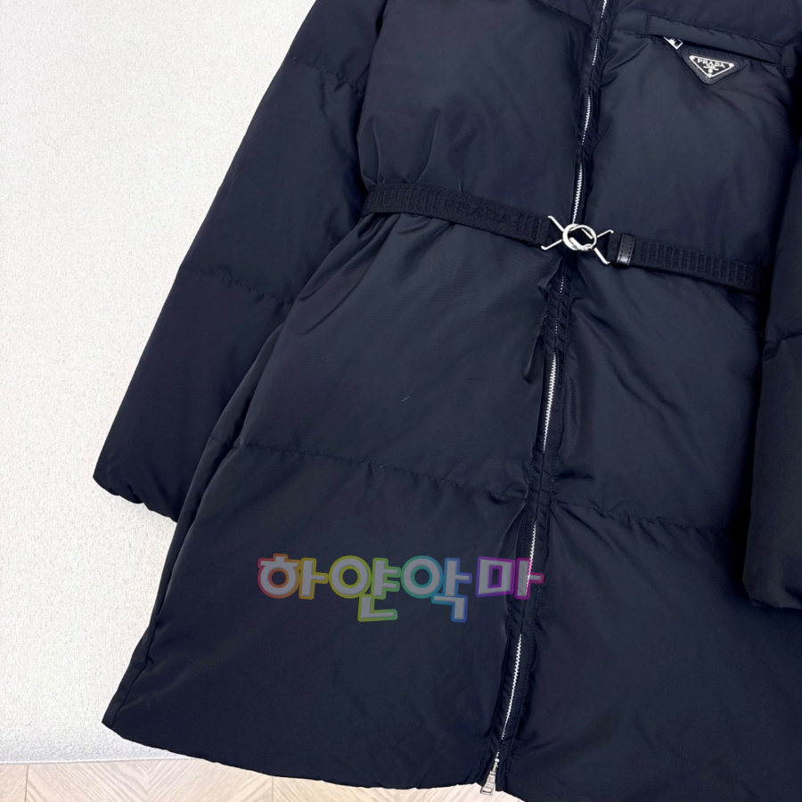 하얀악마 프라다 패딩 (7).jpg