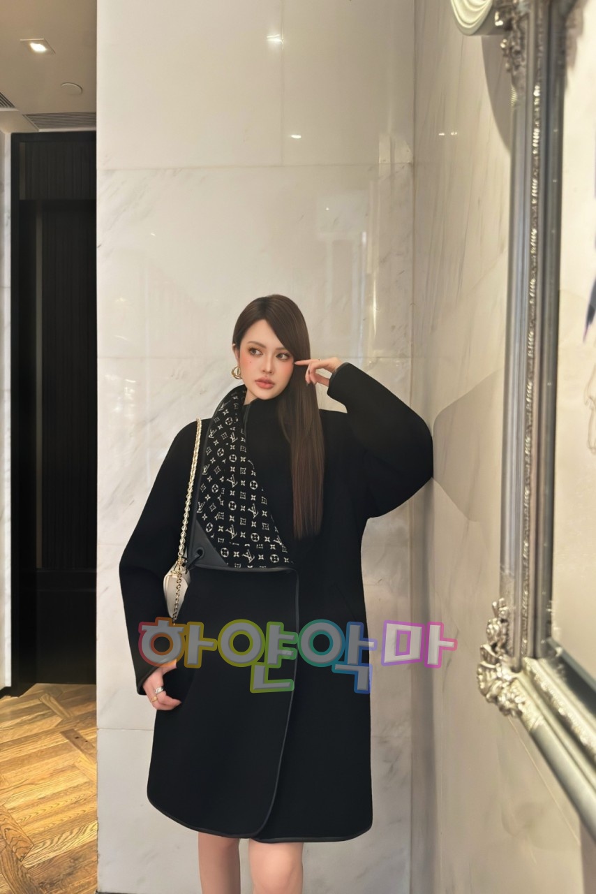 하얀악마 루이 코트 (1).jpg