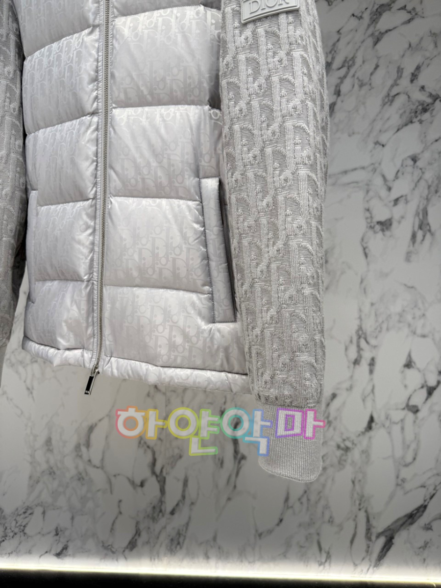 하얀악마 디올 패딩 (10).jpg
