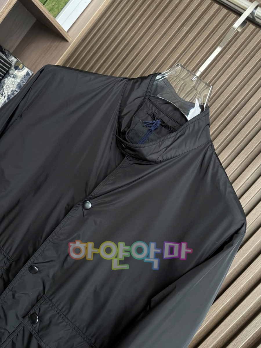 하얀악마 프라다 점퍼 (8).jpg