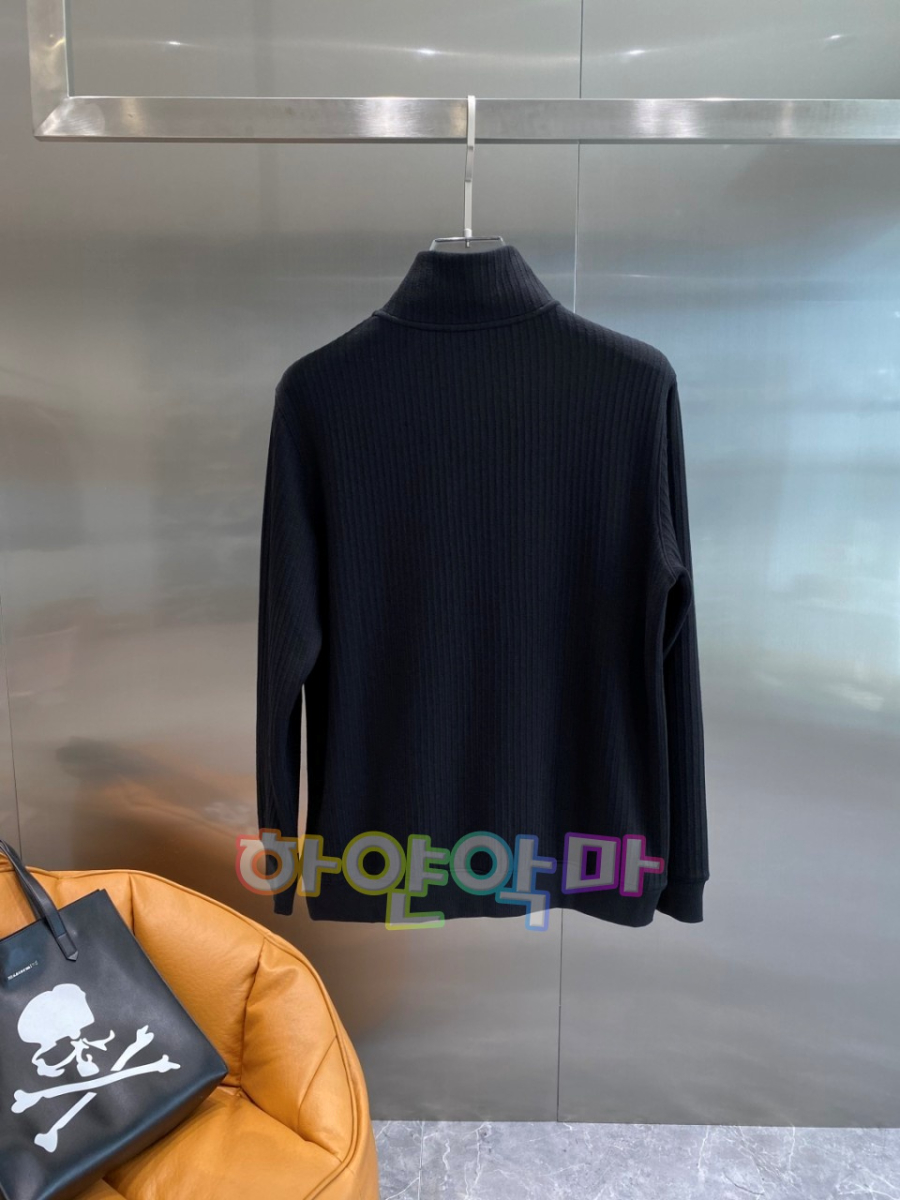 하얀악마 로로 니트 (9).jpg