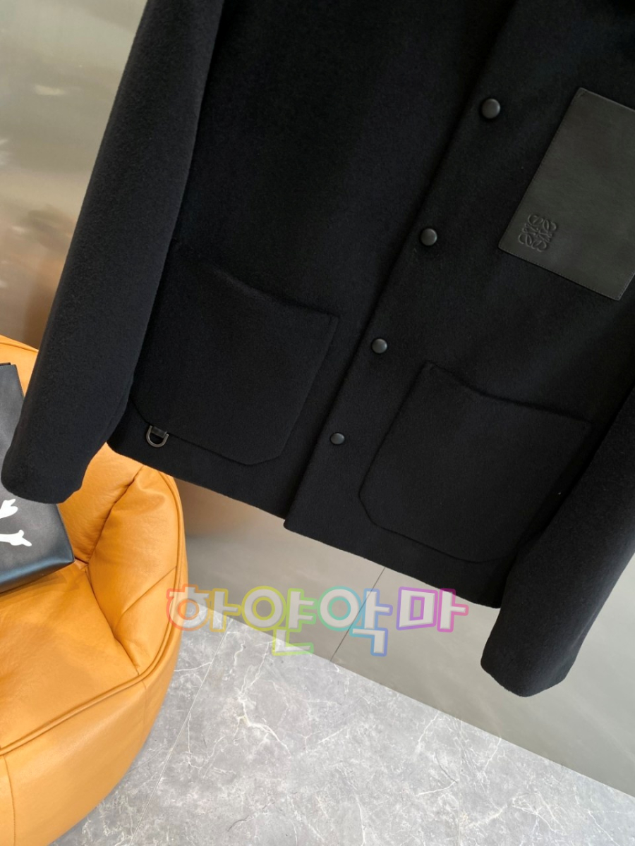 하얀악마 로에베 코트 (8).jpg