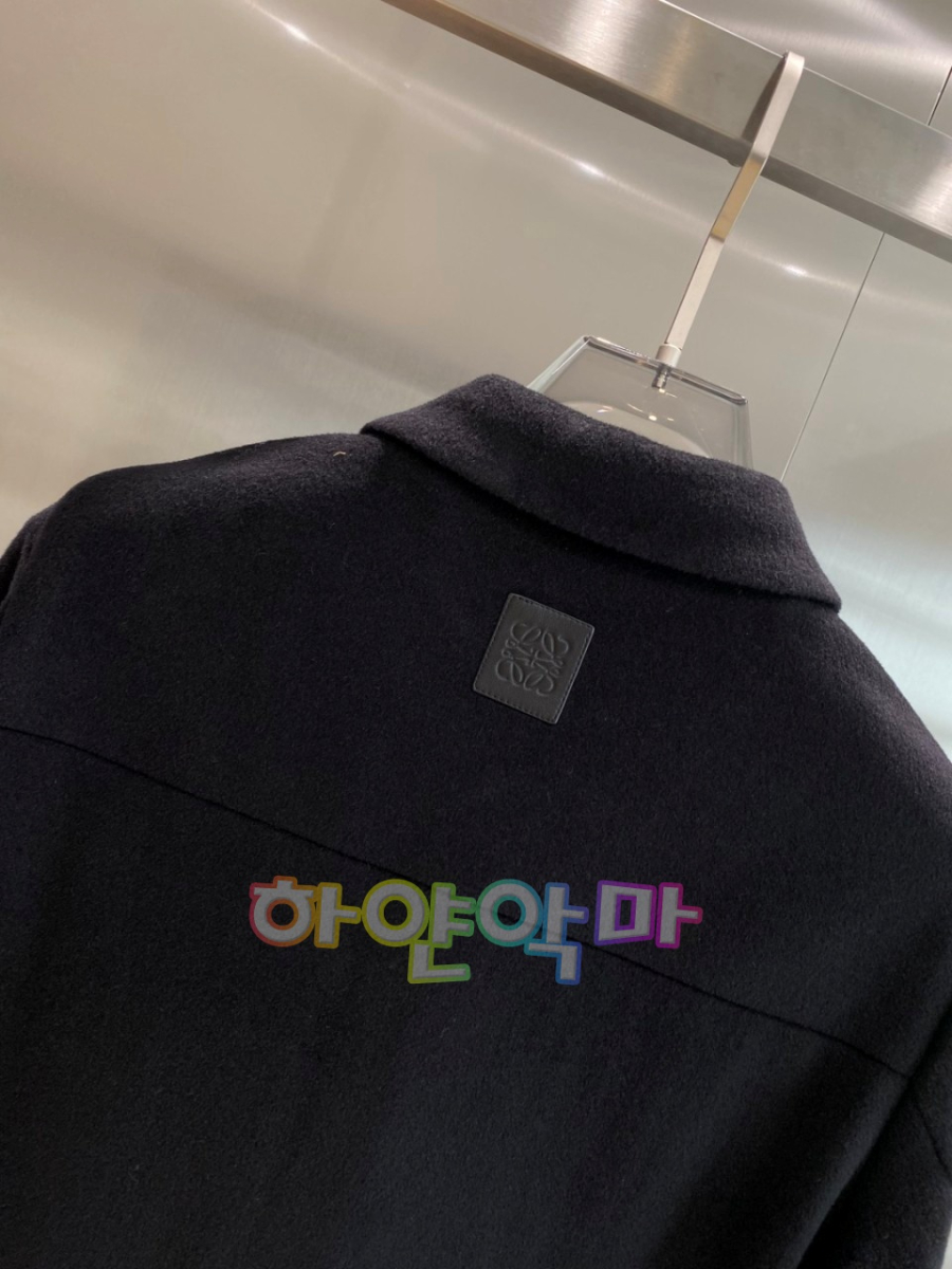 하얀악마 로에베 코트 (10).jpg