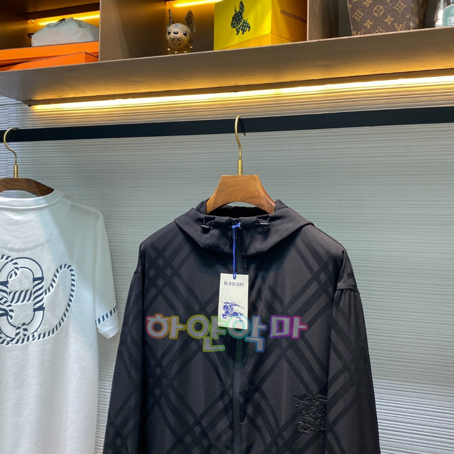 하얀악마 버버리 점퍼 (5).jpg