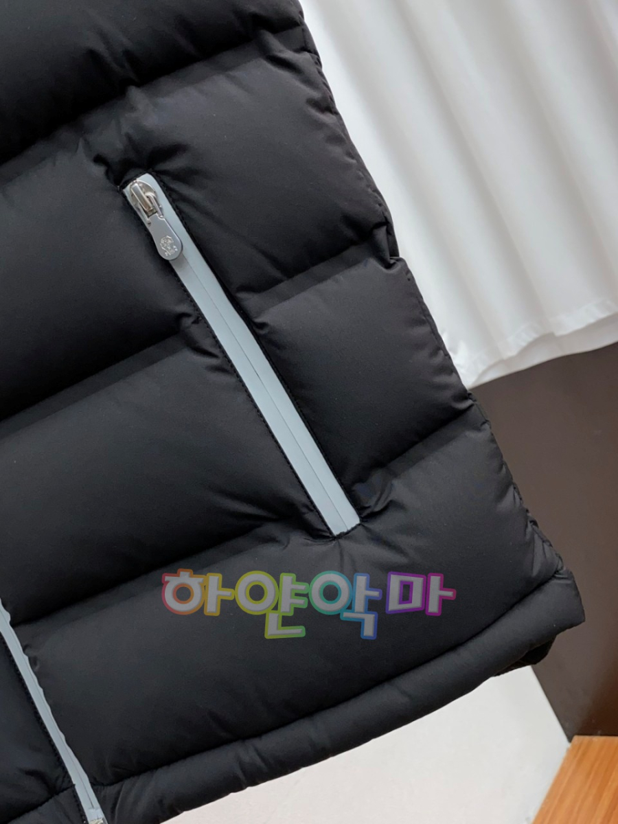 하얀악마 쿠치 패딩조끼 (5).jpg