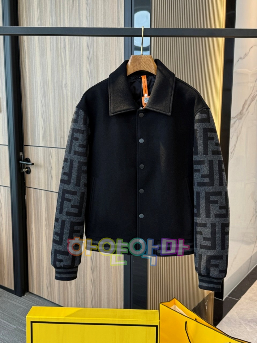 하얀악마 펜디 자켓 (3).jpg