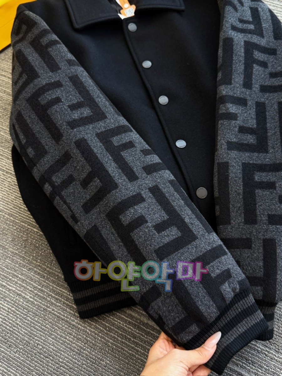 하얀악마 펜디 자켓 (13).jpg