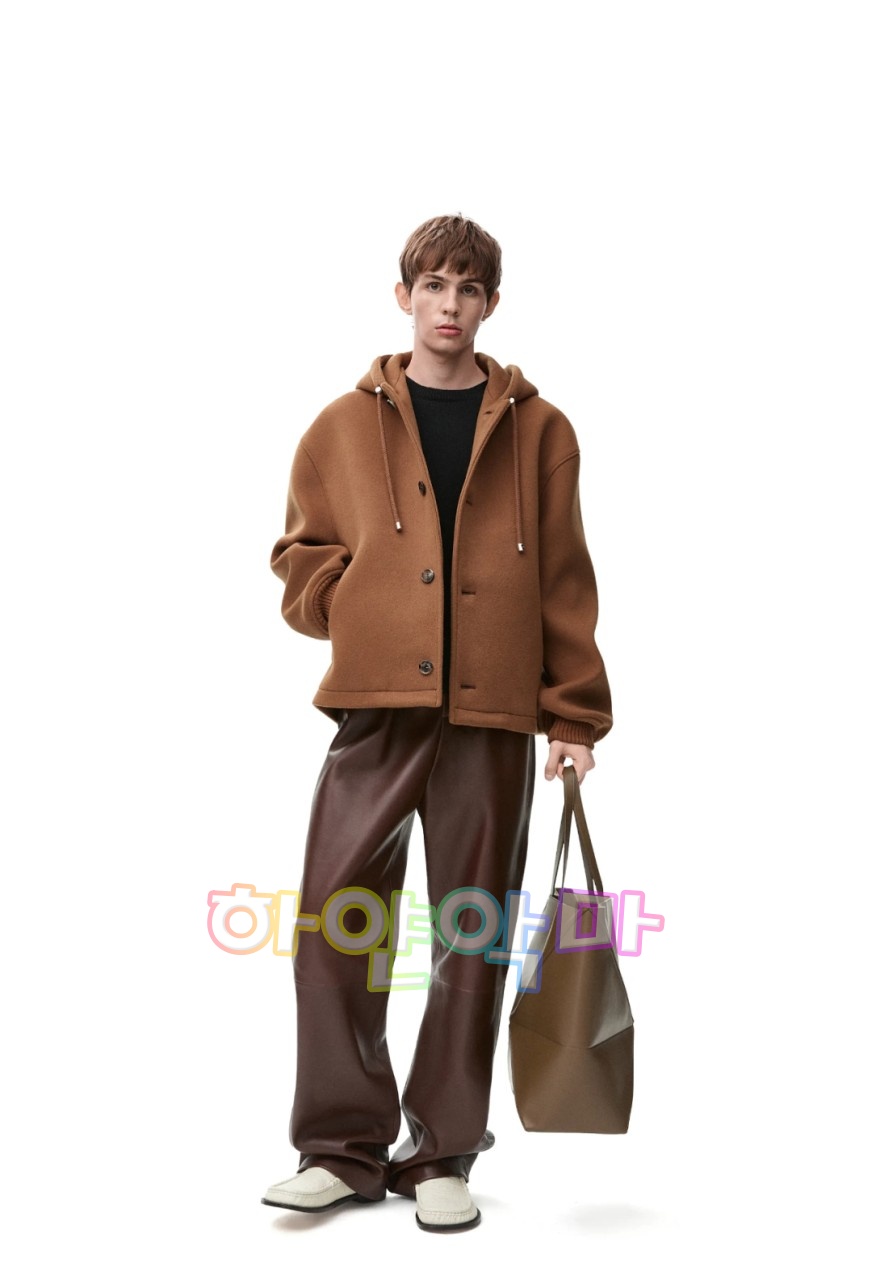 하얀악마 로에베 자켓 (1).jpg