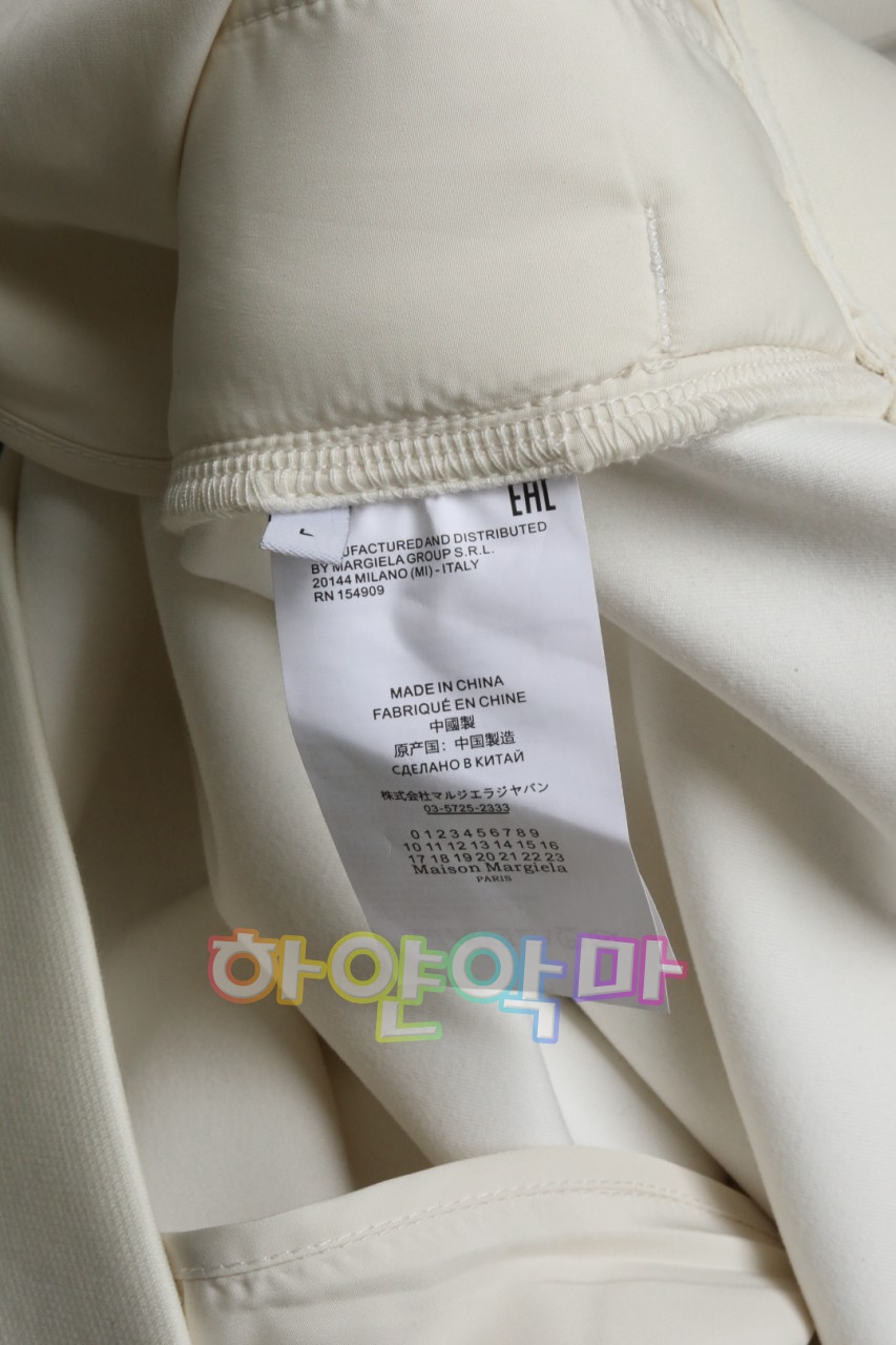 하얀악마 메종 후드티 (9).jpg