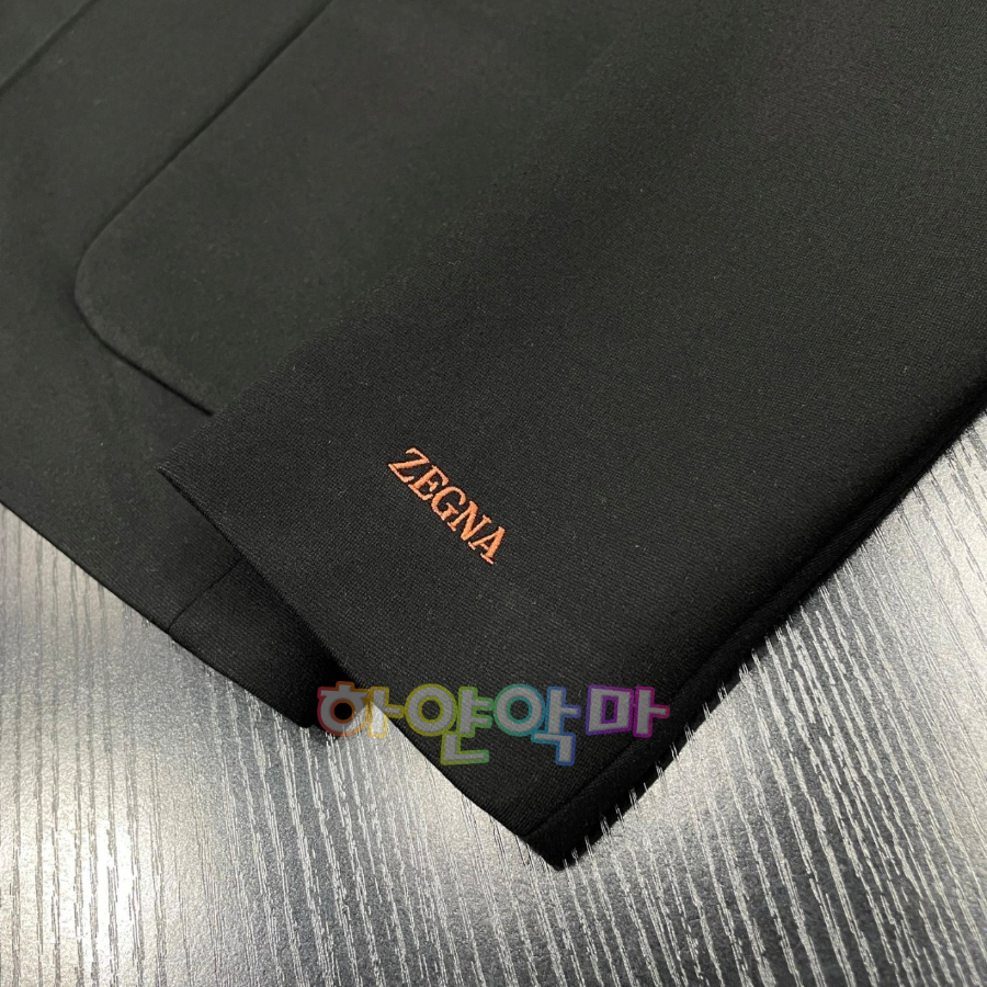 하얀악마 제냐 자켓 (18).jpg